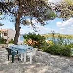Apartment By The Sea Sparadici - Sibenik - 21600 *
